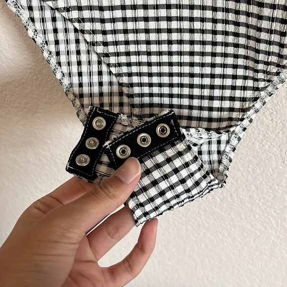 H&M Bodysuit - Picture 2 of 5